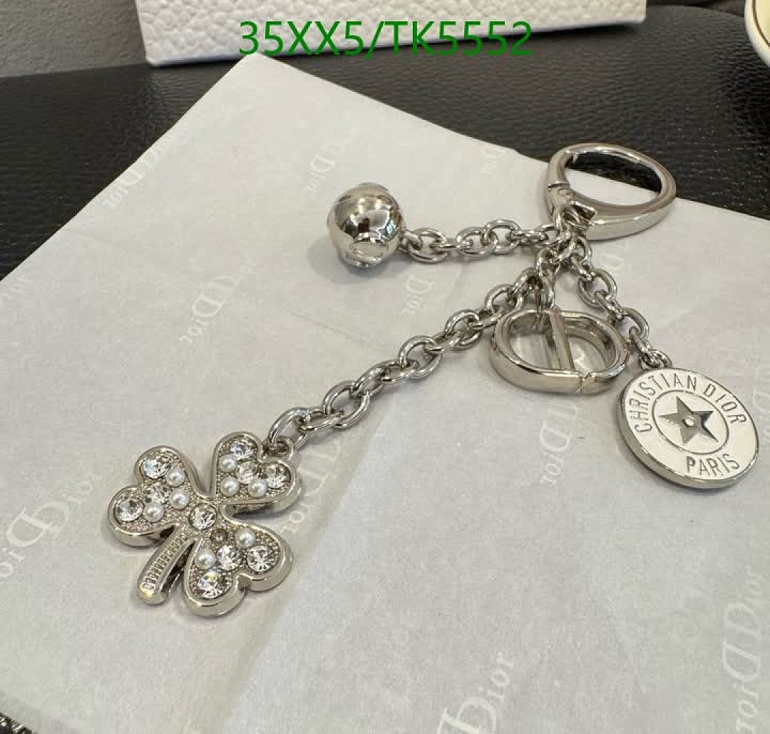 Dior-Keychains Code: TK5552 $: 35USD