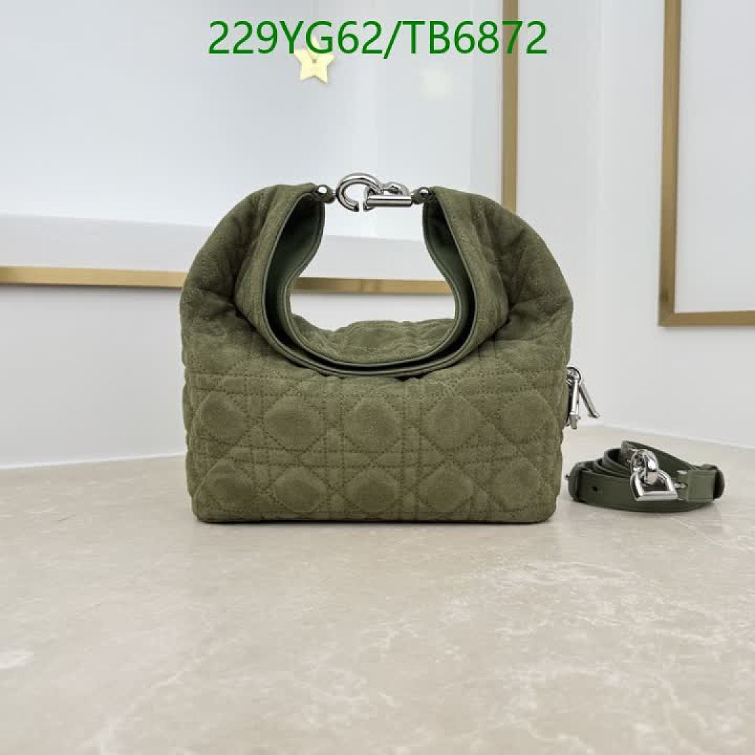 Dior-Bags(5A) Code: TB6872 $: 229USD