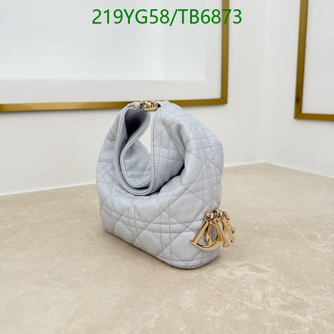 Dior-Bags(5A) Code: TB6873 $: 219USD