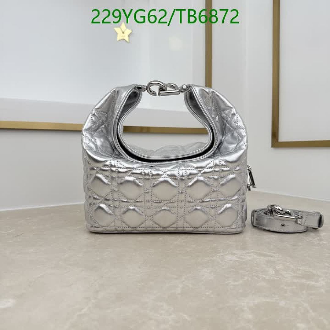 Dior-Bags(5A) Code: TB6872 $: 229USD