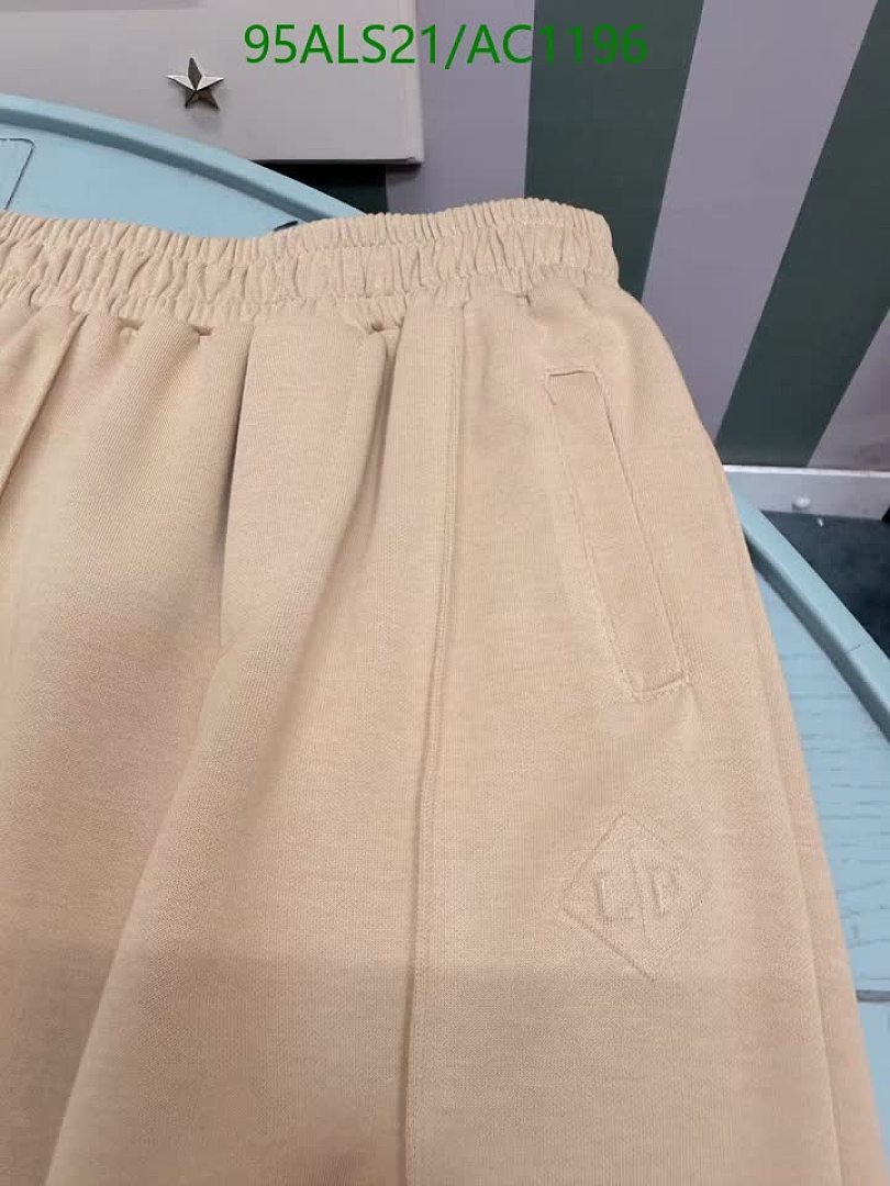 LV-Clothing(Kids) Code: AC1196 $: 95USD