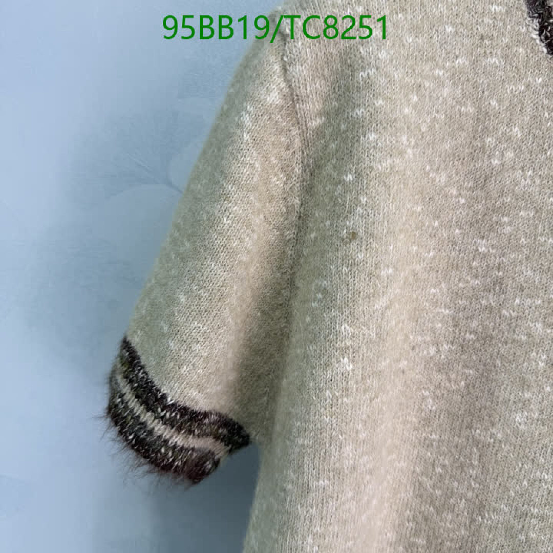 Chanel-Clothing Code: TC8251 $: 95USD