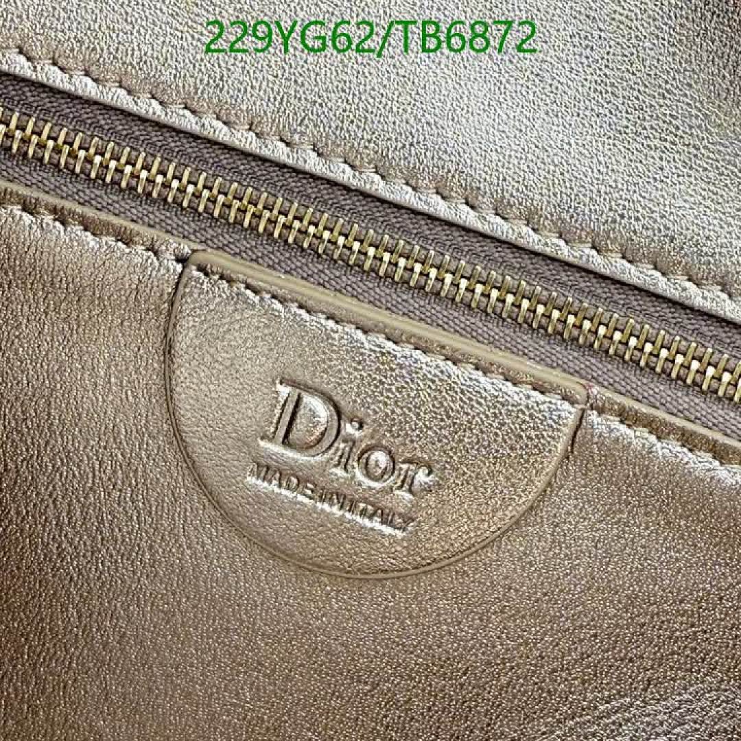 Dior-Bags(5A) Code: TB6872 $: 229USD