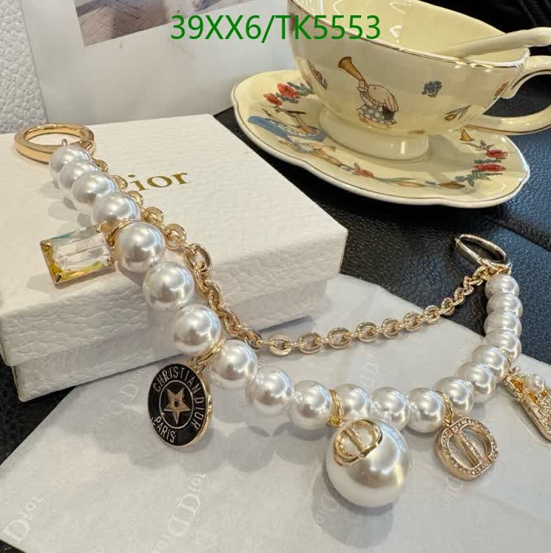 Dior-Keychains Code: TK5553 $: 39USD