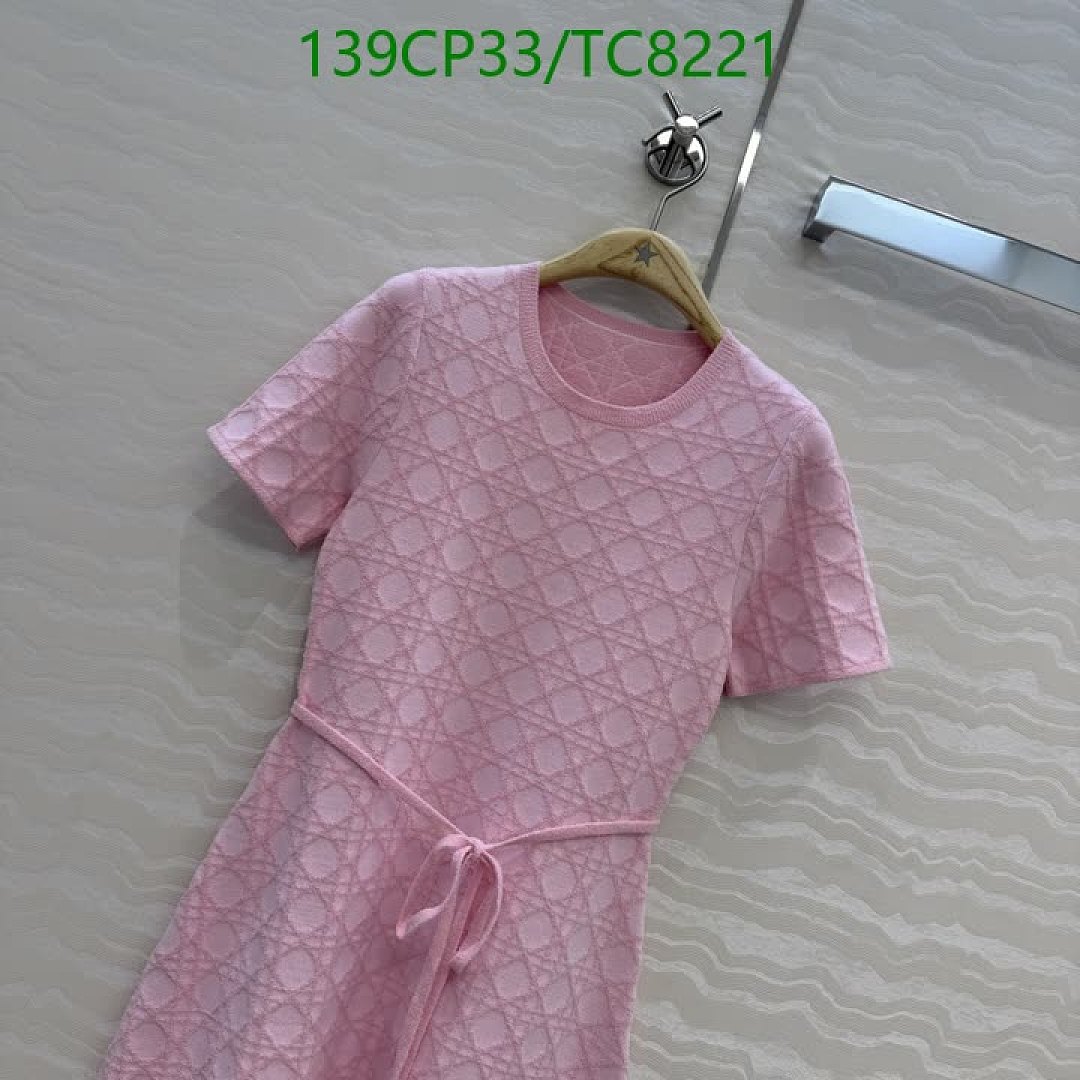 Dior-Clothing Code: TC8221 $: 139USD