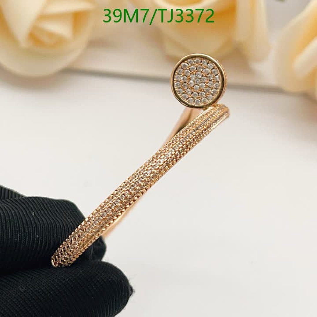 Cartier-Jewelry Code: TJ3372 $: 39USD