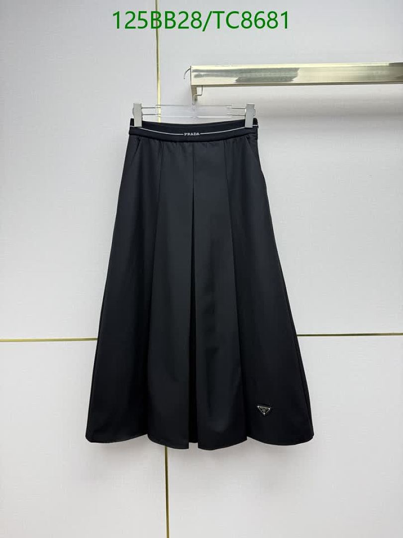 Prada-Clothing Code: TC8681 $: 125USD