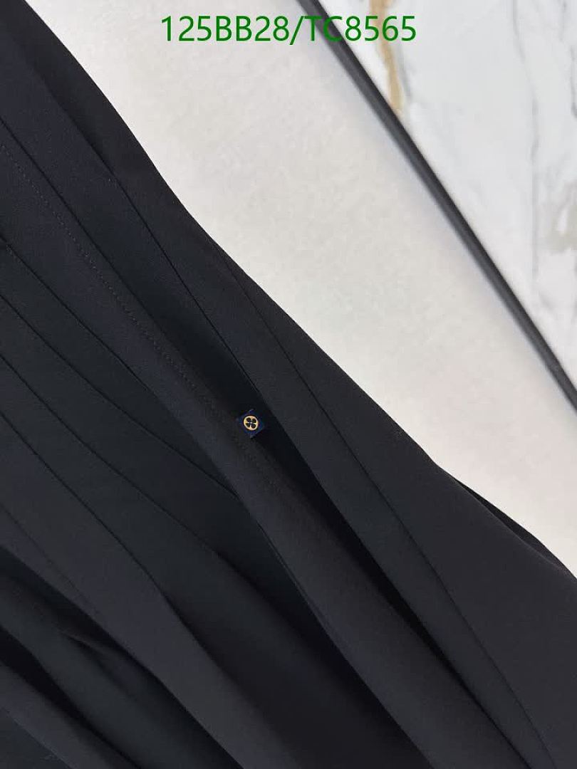 LV-Clothing Code: TC8565 $: 125USD