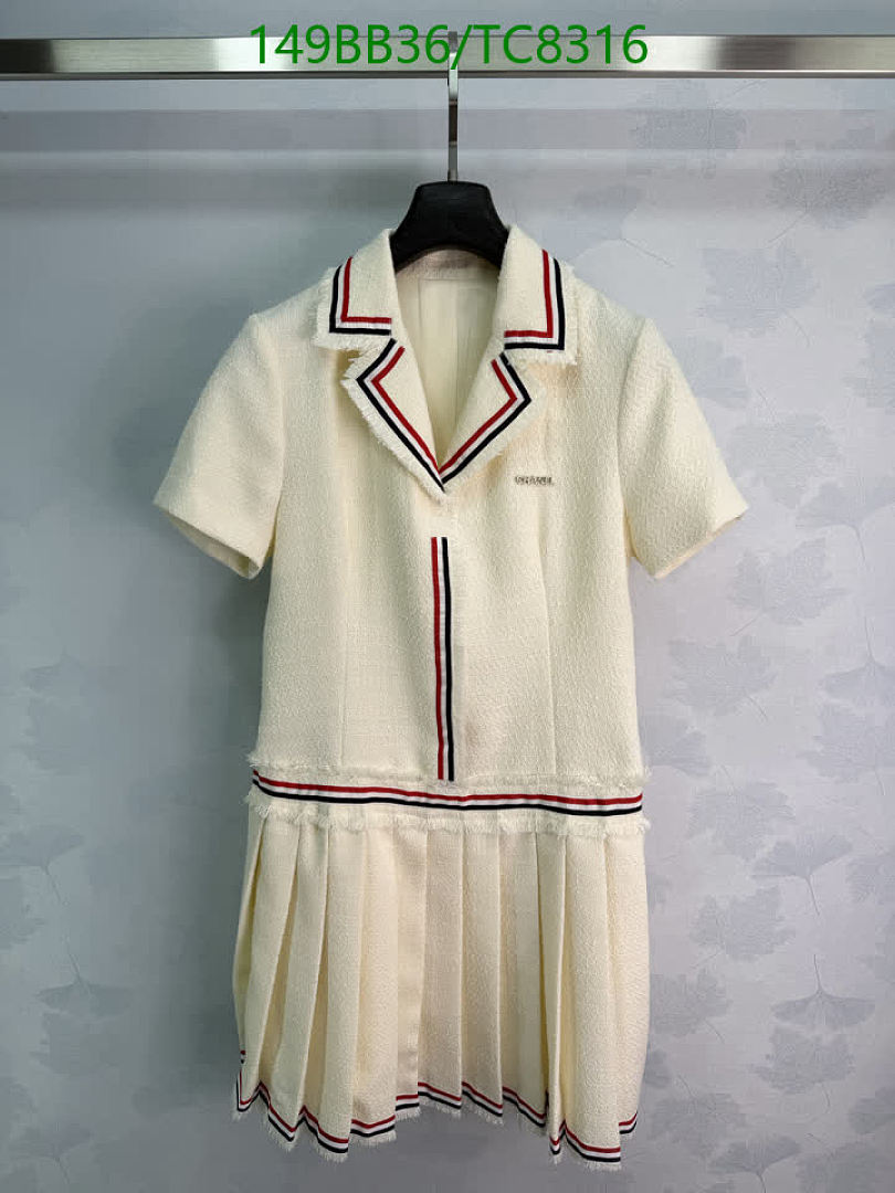 Chanel-Clothing Code: TC8316 $: 149USD