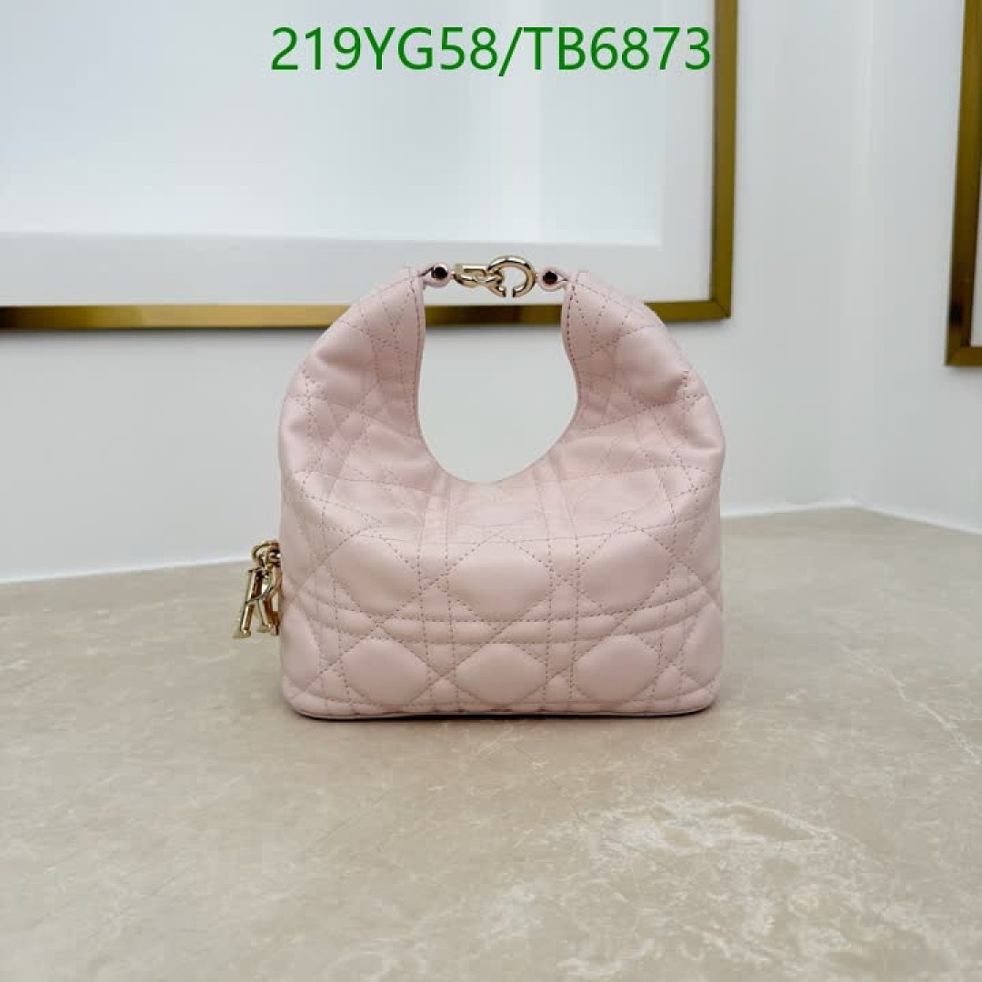 Dior-Bags(5A) Code: TB6873 $: 219USD