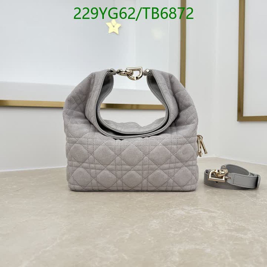 Dior-Bags(5A) Code: TB6872 $: 229USD