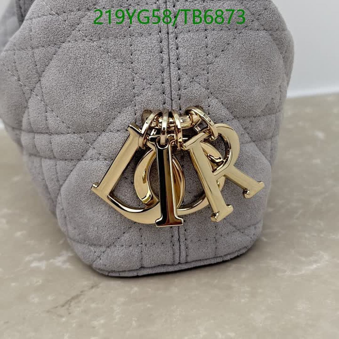 Dior-Bags(5A) Code: TB6873 $: 219USD
