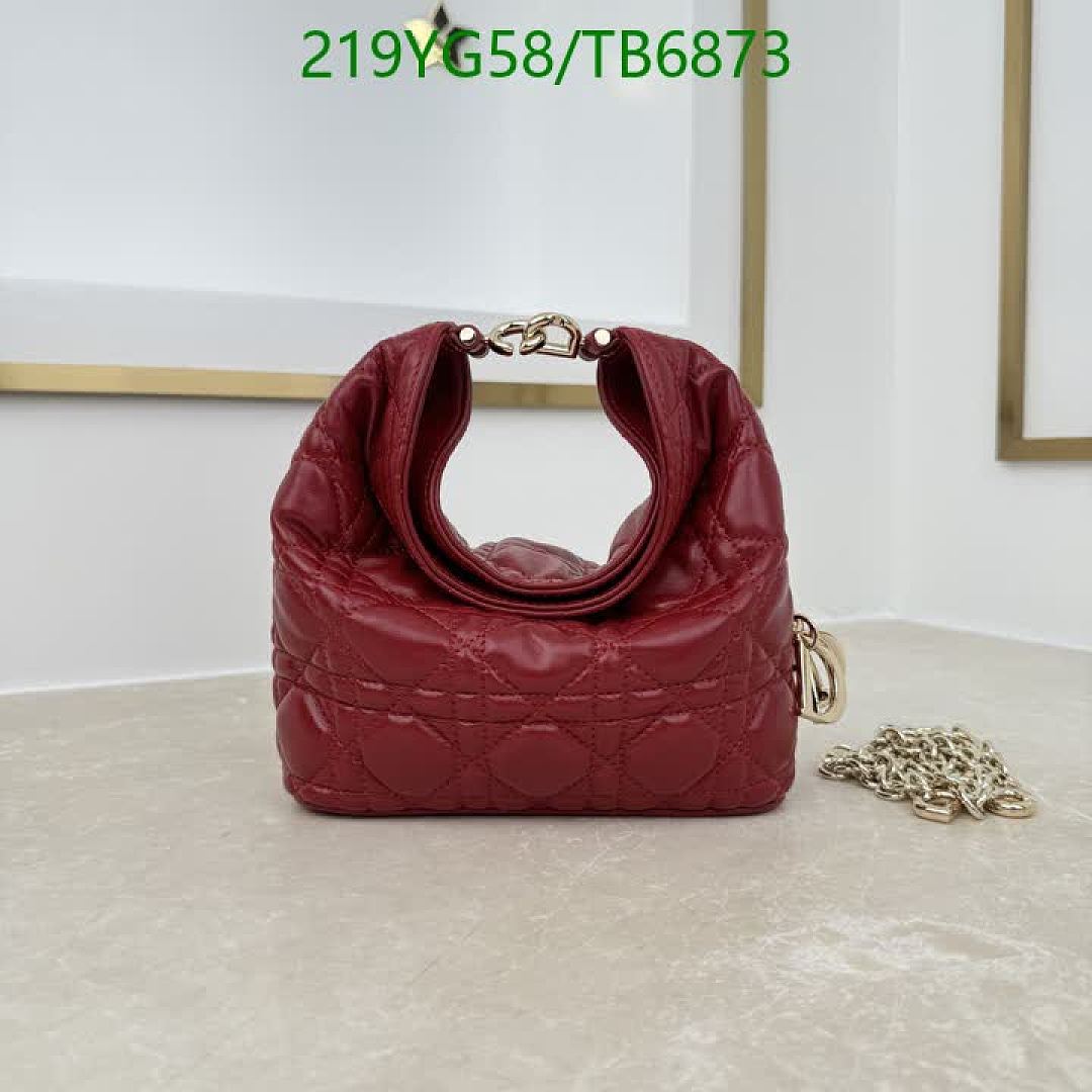 Dior-Bags(5A) Code: TB6873 $: 219USD