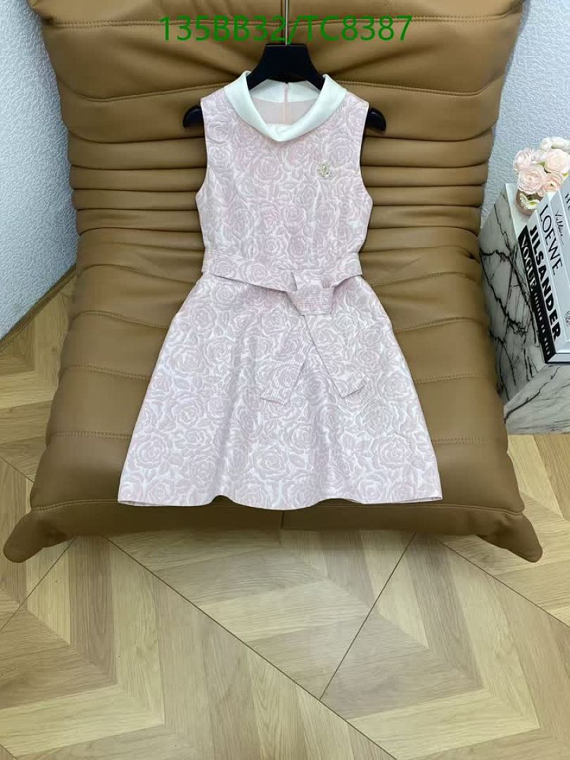 Dior-Clothing Code: TC8387 $: 135USD