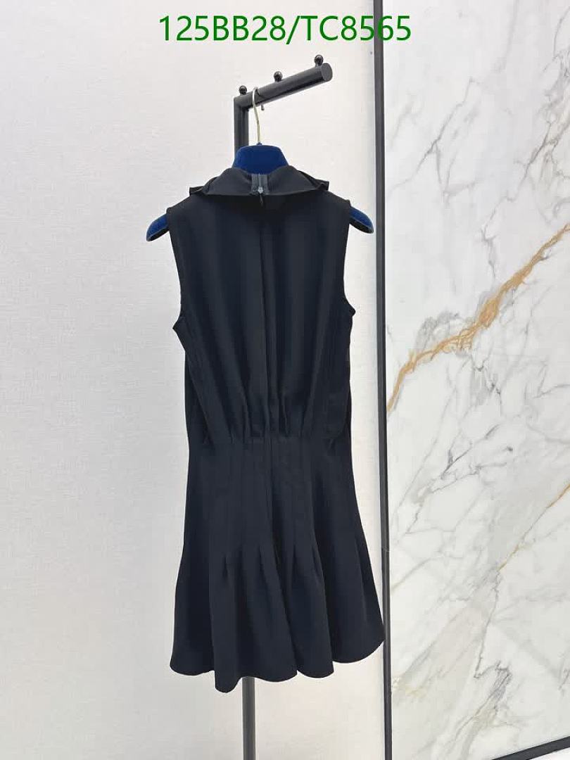 LV-Clothing Code: TC8565 $: 125USD