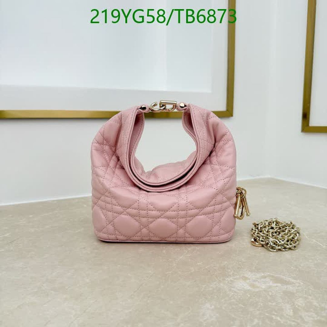 Dior-Bags(5A) Code: TB6873 $: 219USD