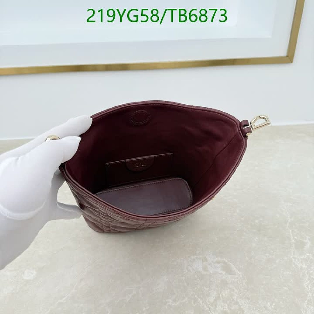 Dior-Bags(5A) Code: TB6873 $: 219USD