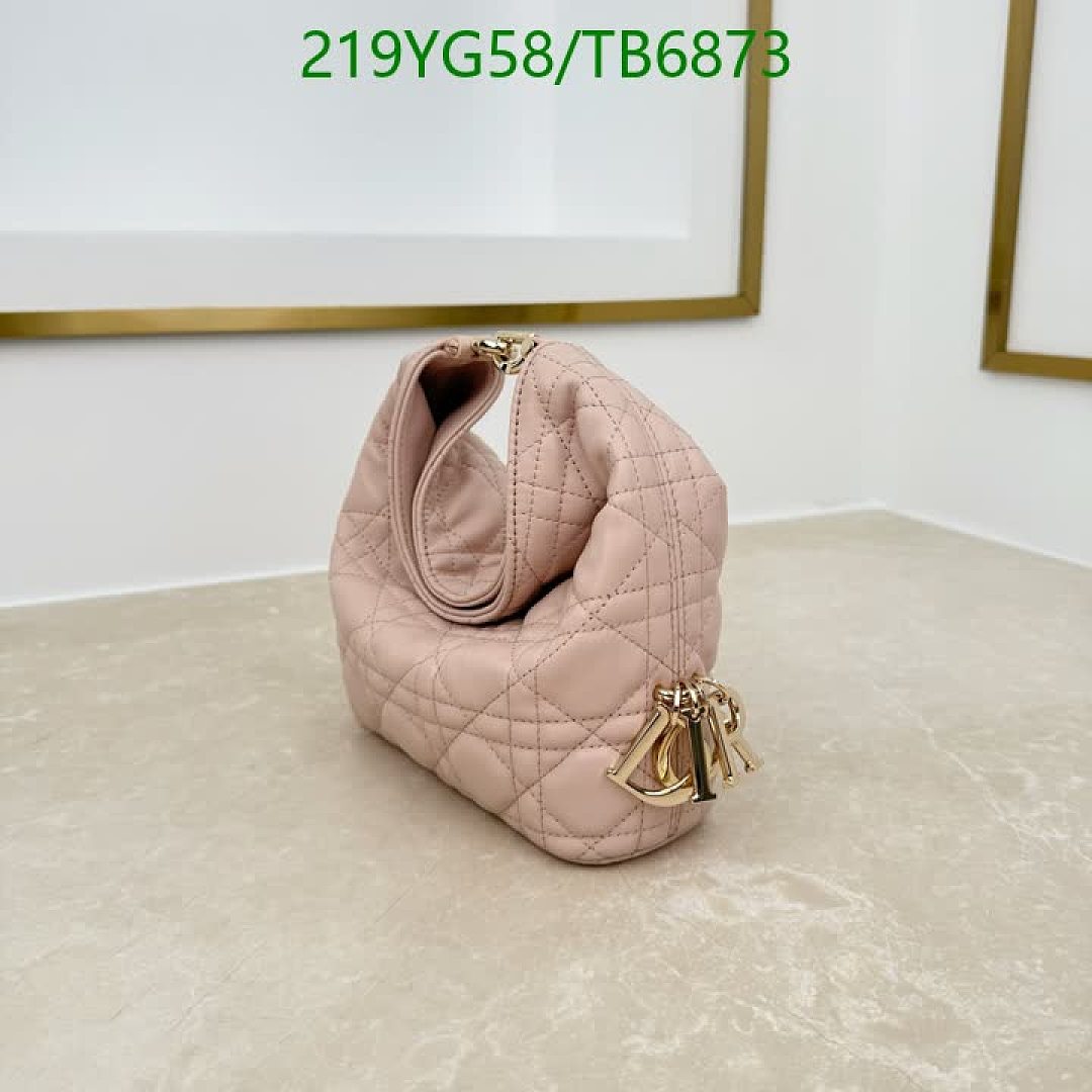 Dior-Bags(5A) Code: TB6873 $: 219USD