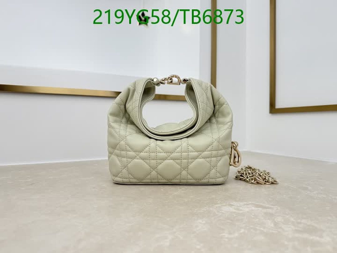 Dior-Bags(5A) Code: TB6873 $: 219USD