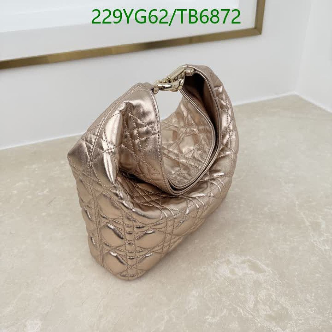 Dior-Bags(5A) Code: TB6872 $: 229USD