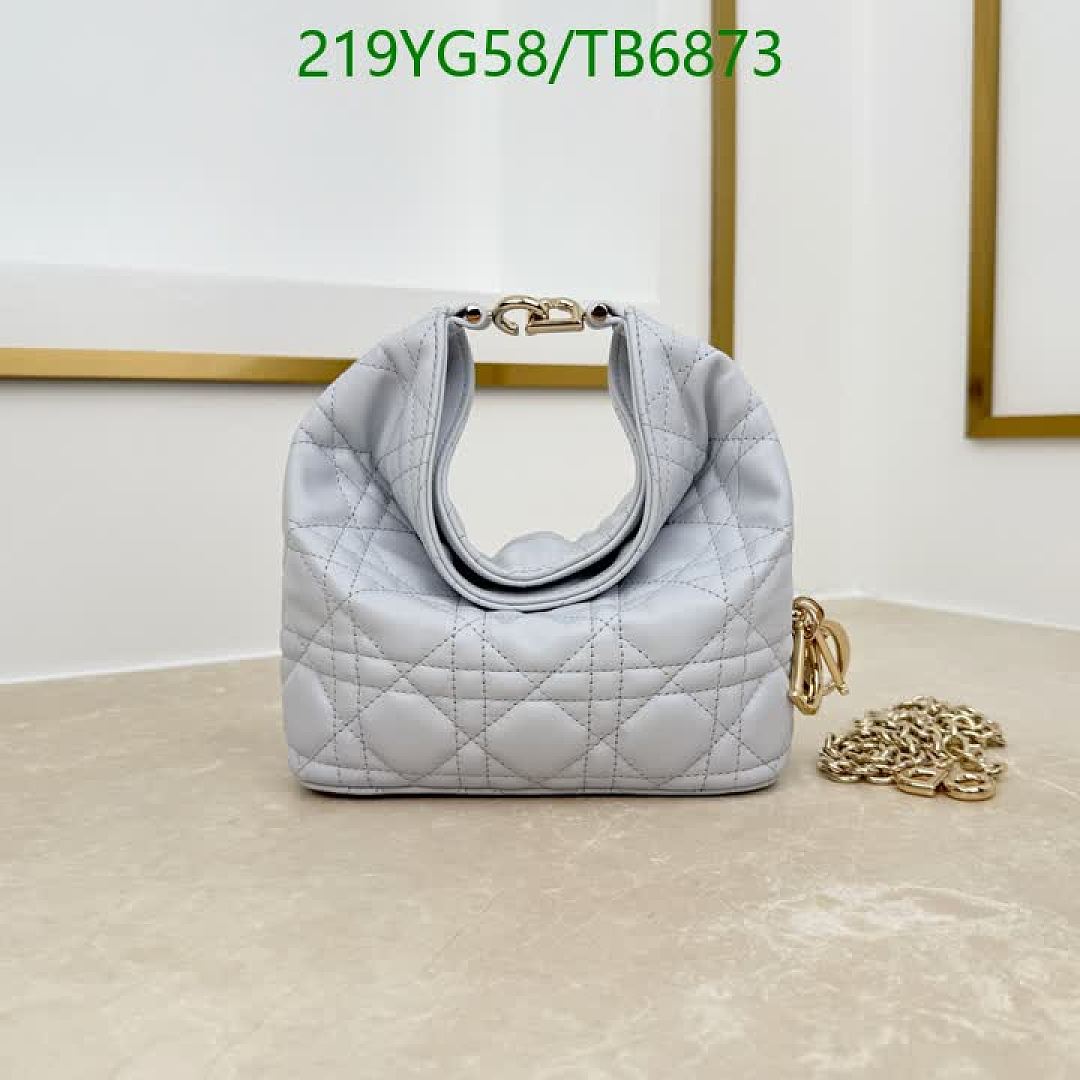 Dior-Bags(5A) Code: TB6873 $: 219USD