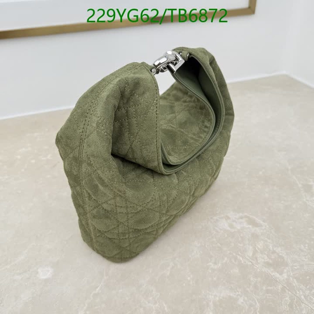 Dior-Bags(5A) Code: TB6872 $: 229USD