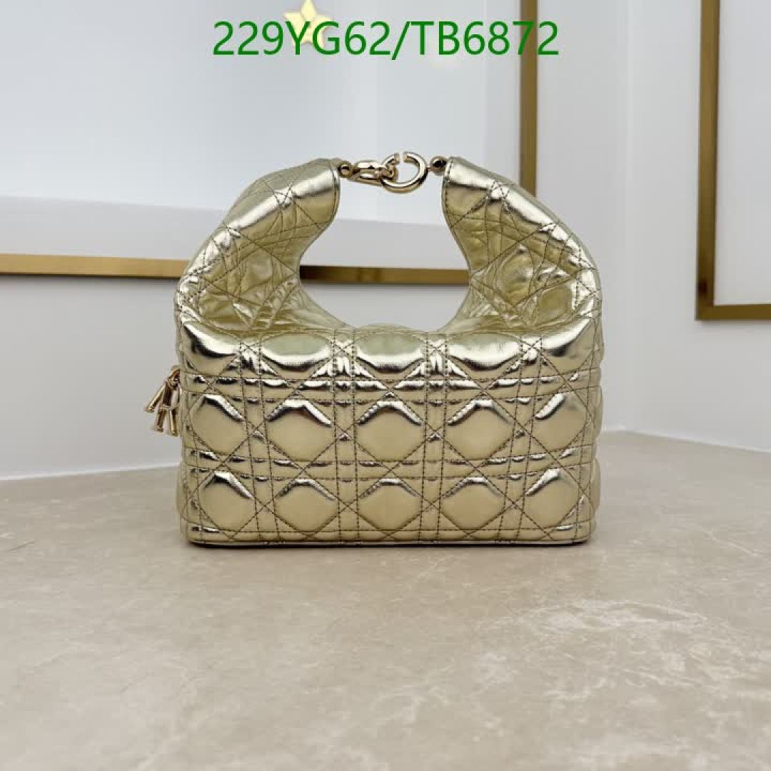 Dior-Bags(5A) Code: TB6872 $: 229USD