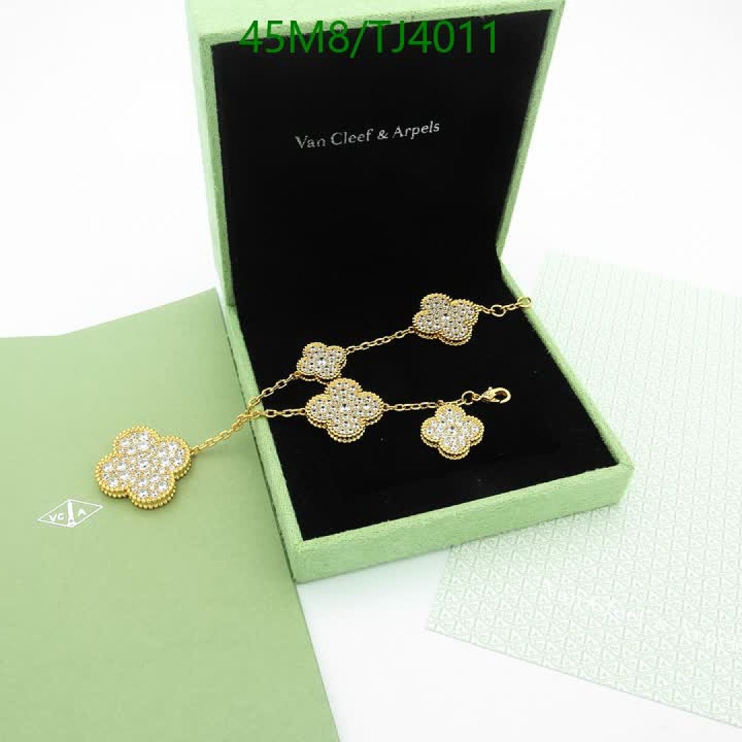 Van Cleef & Arpels-Jewelry Code: TJ4011 $: 45USD