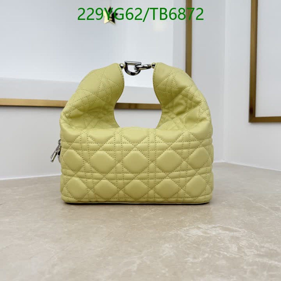 Dior-Bags(5A) Code: TB6872 $: 229USD