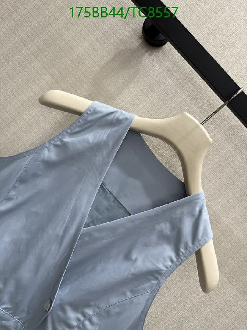 LV-Clothing Code: TC8557 $: 175USD