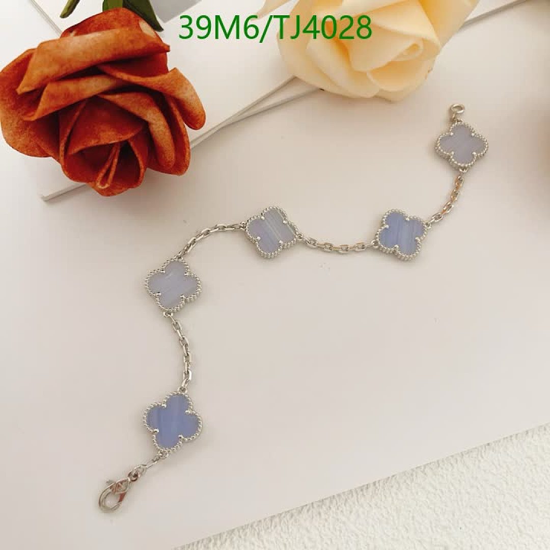 Van Cleef & Arpels-Jewelry Code: TJ4028 $: 39USD