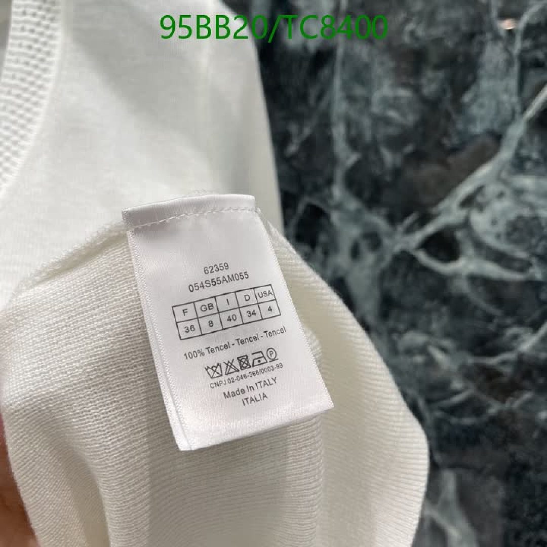 Dior-Clothing Code: TC8400 $: 95USD
