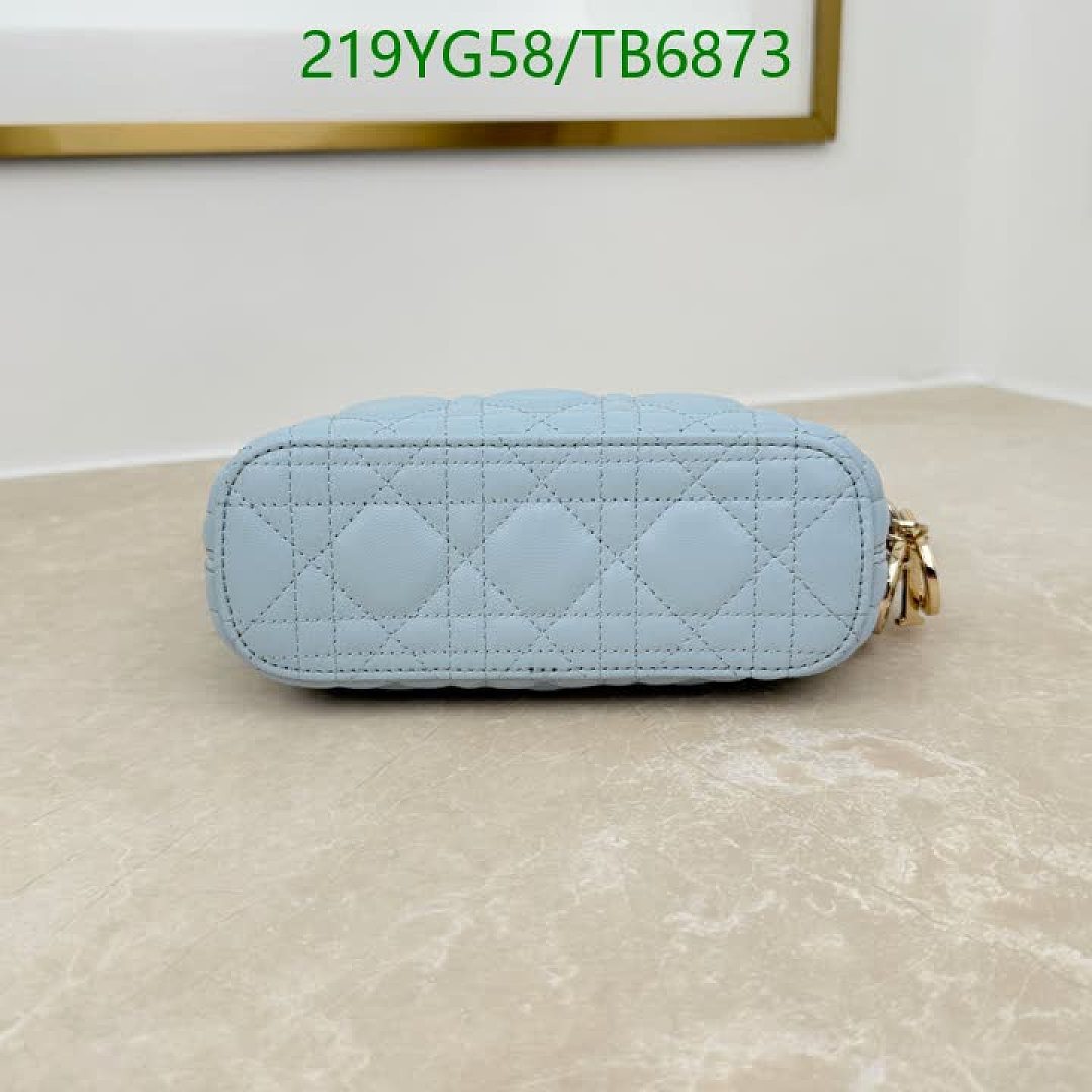 Dior-Bags(5A) Code: TB6873 $: 219USD