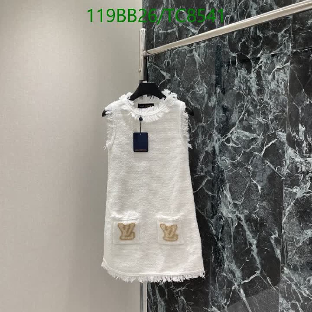 LV-Clothing Code: TC8541 $: 119USD