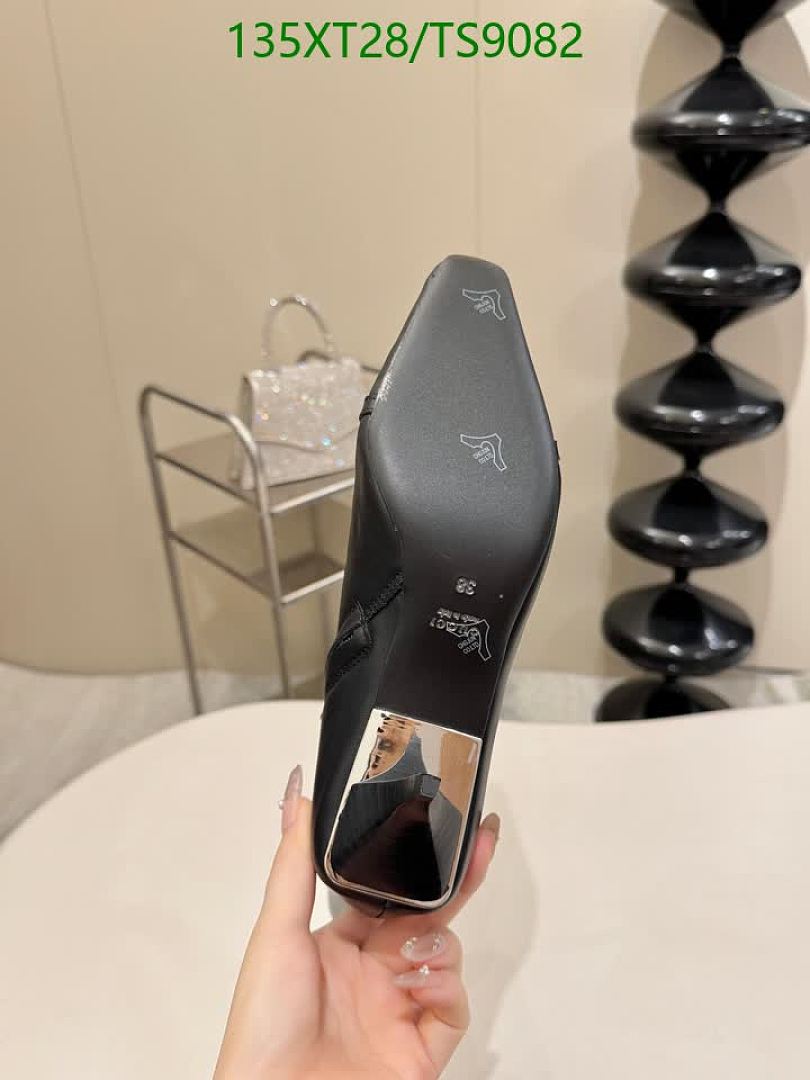 Boots-Shoes(Women) Code: TS9082 $: 135USD