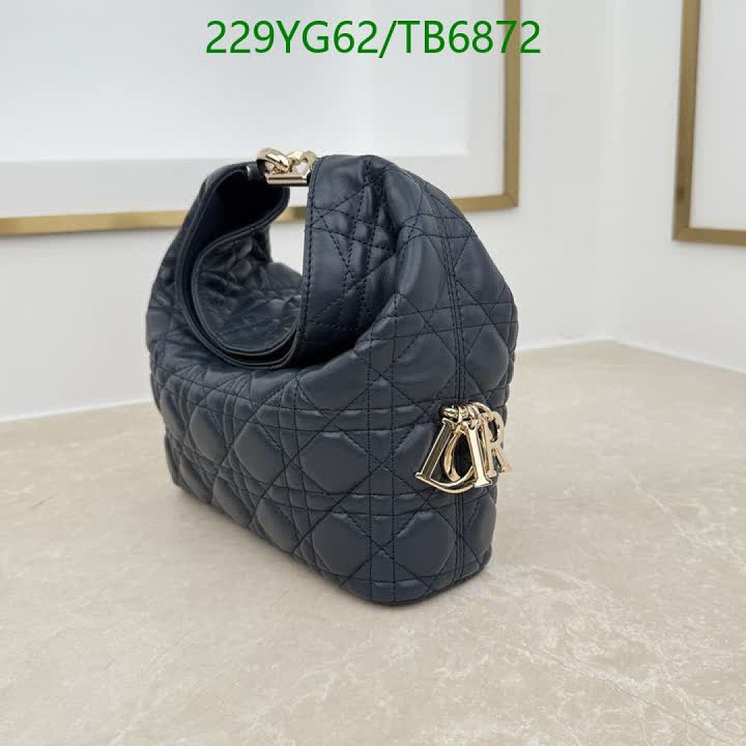 Dior-Bags(5A) Code: TB6872 $: 229USD