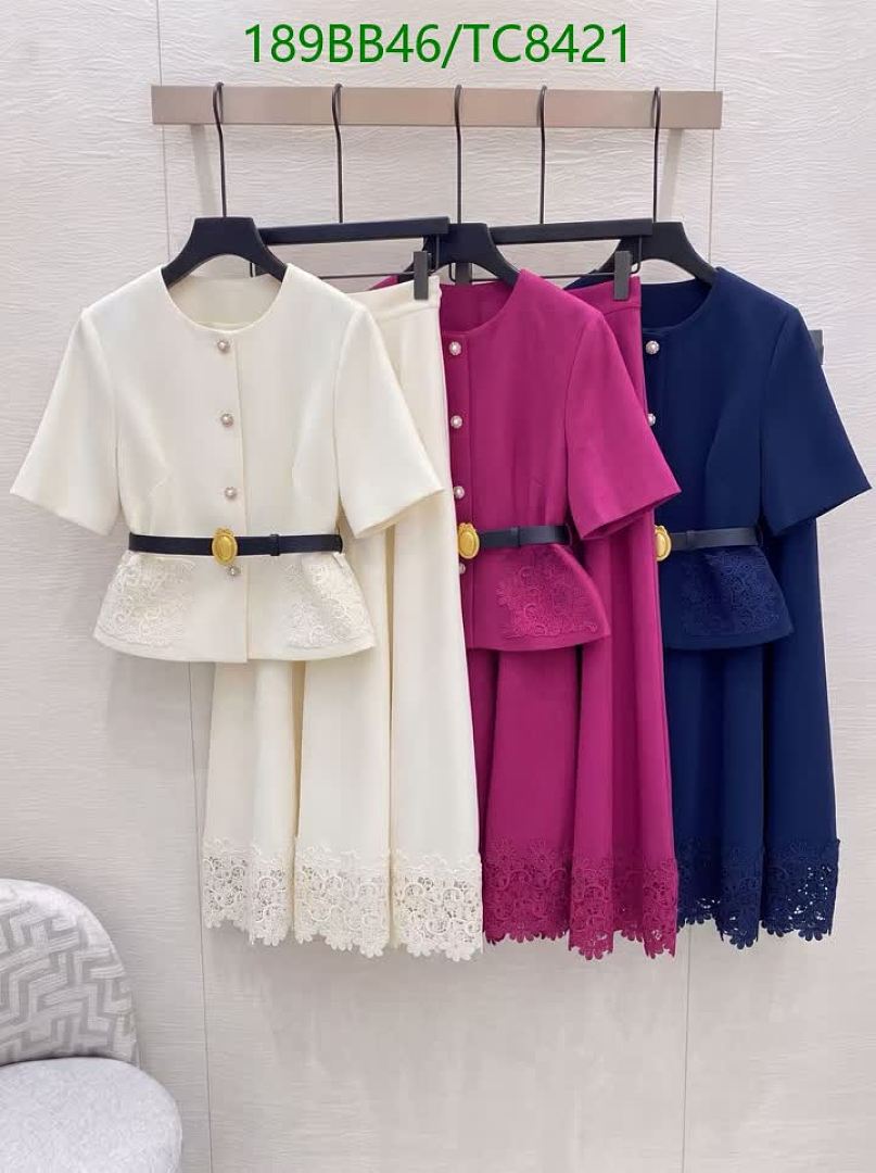 Dior-Clothing Code: TC8421 $: 189USD