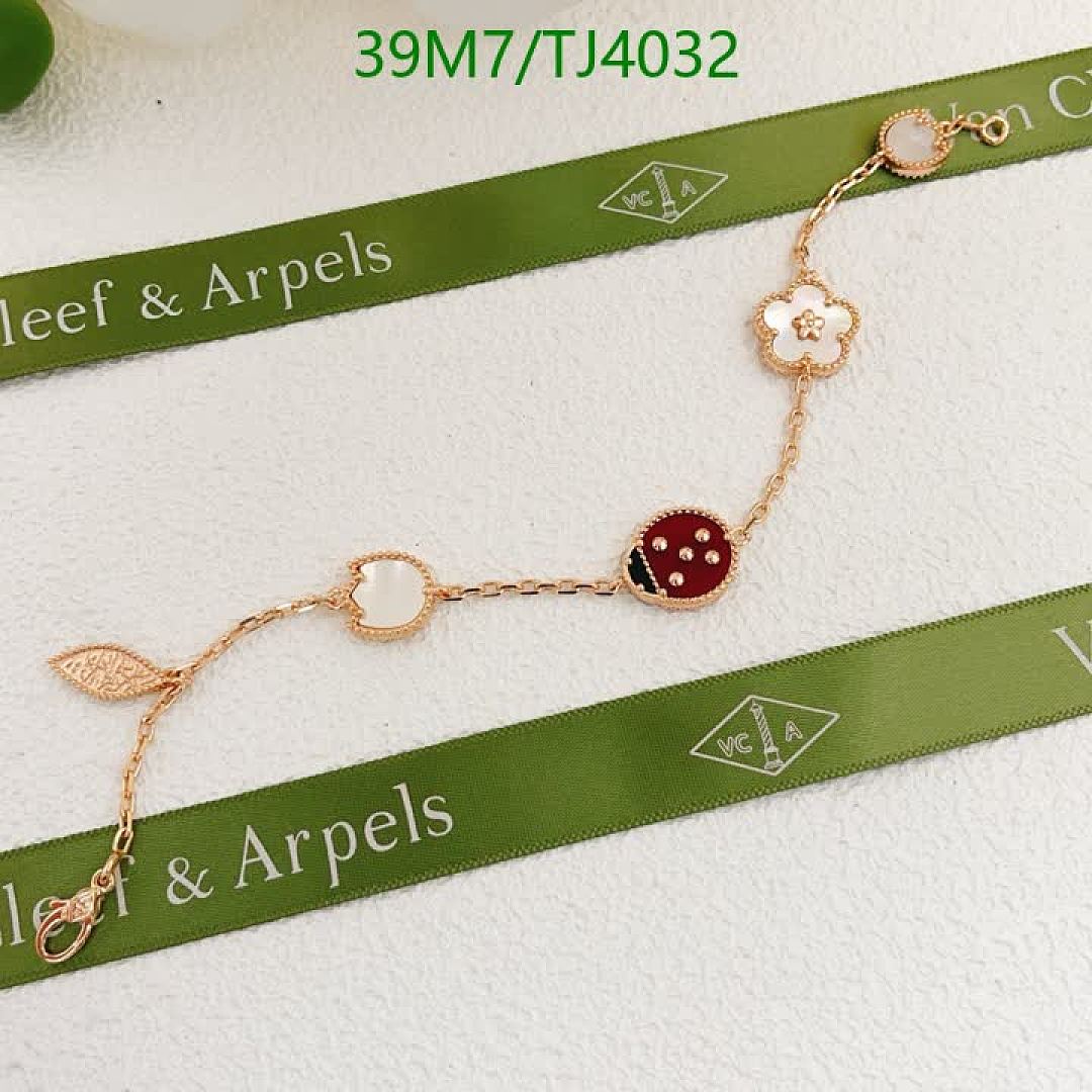 Van Cleef & Arpels-Jewelry Code: TJ4032 $: 39USD