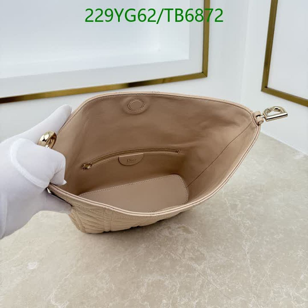 Dior-Bags(5A) Code: TB6872 $: 229USD