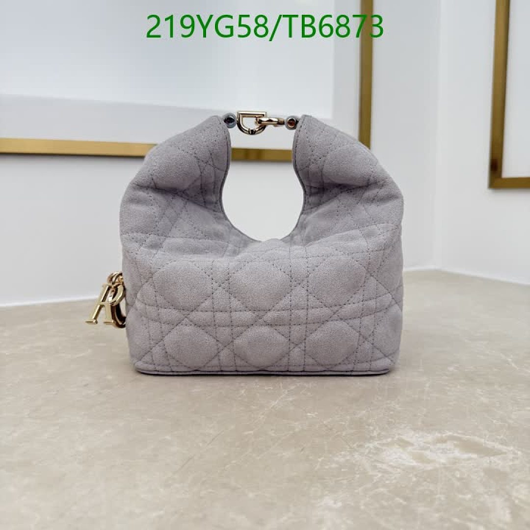 Dior-Bags(5A) Code: TB6873 $: 219USD