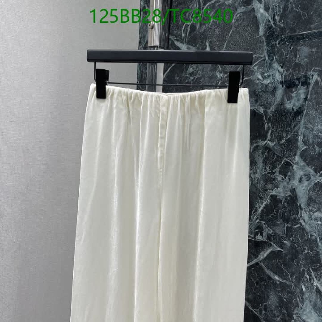 LV-Clothing Code: TC8540 $: 125USD