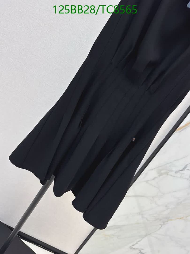 LV-Clothing Code: TC8565 $: 125USD