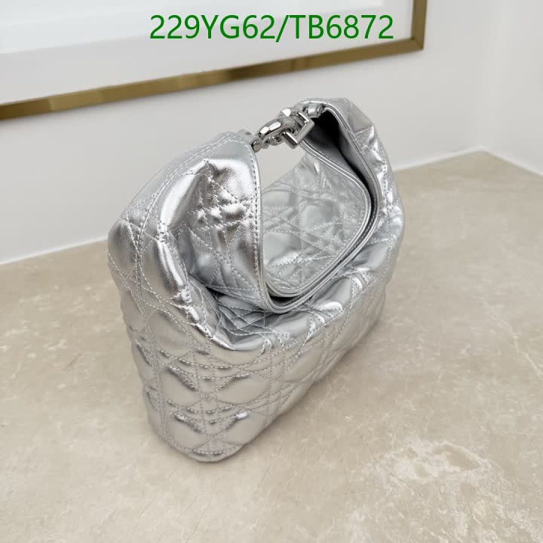 Dior-Bags(5A) Code: TB6872 $: 229USD