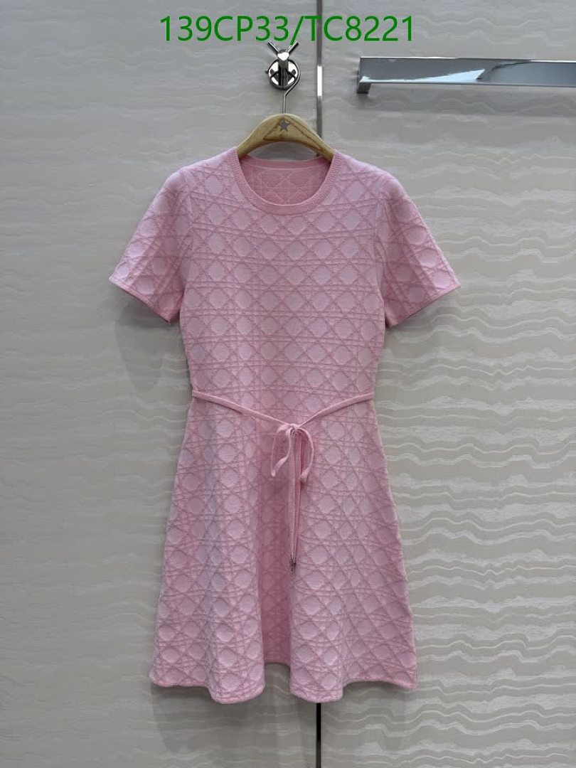 Dior-Clothing Code: TC8221 $: 139USD