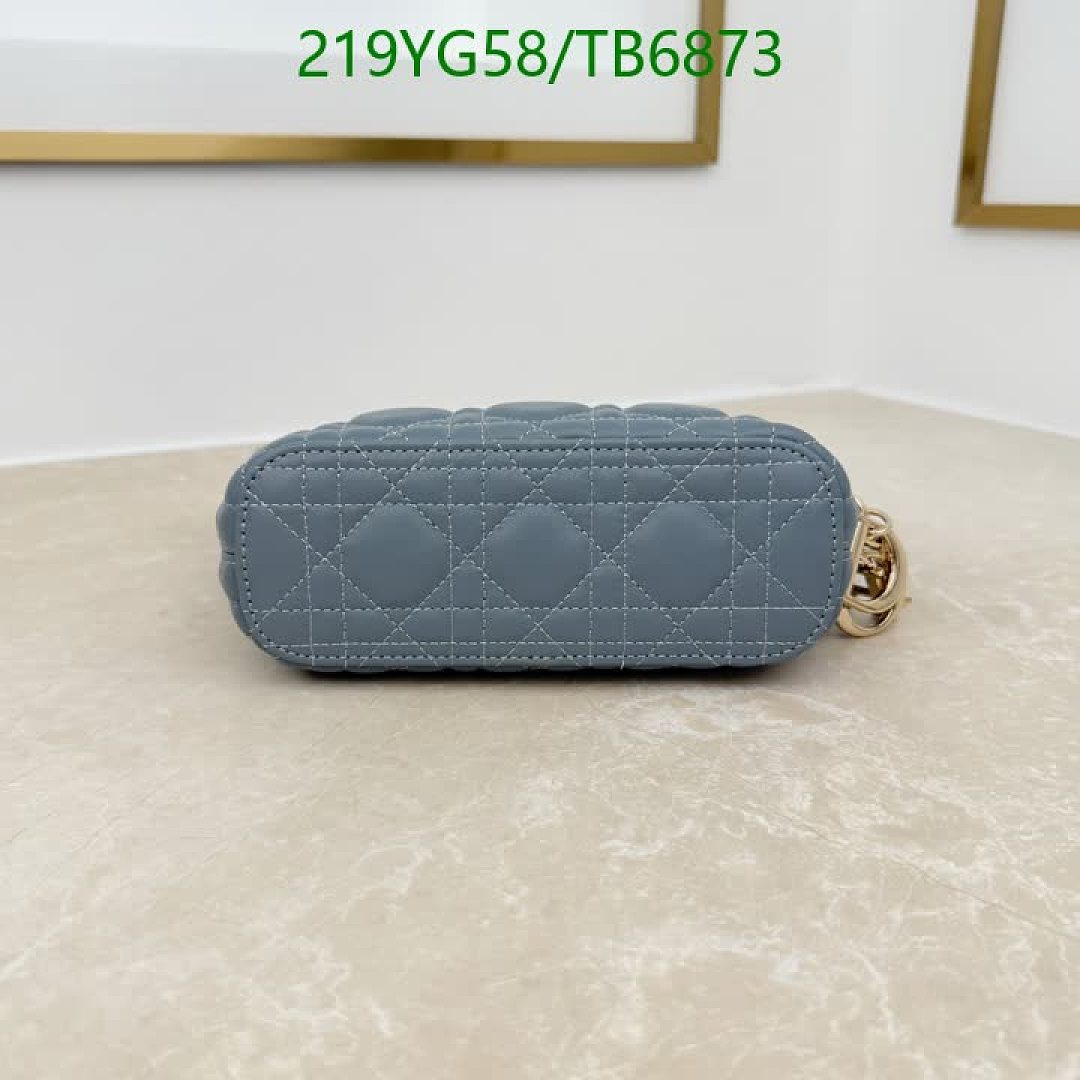 Dior-Bags(5A) Code: TB6873 $: 219USD