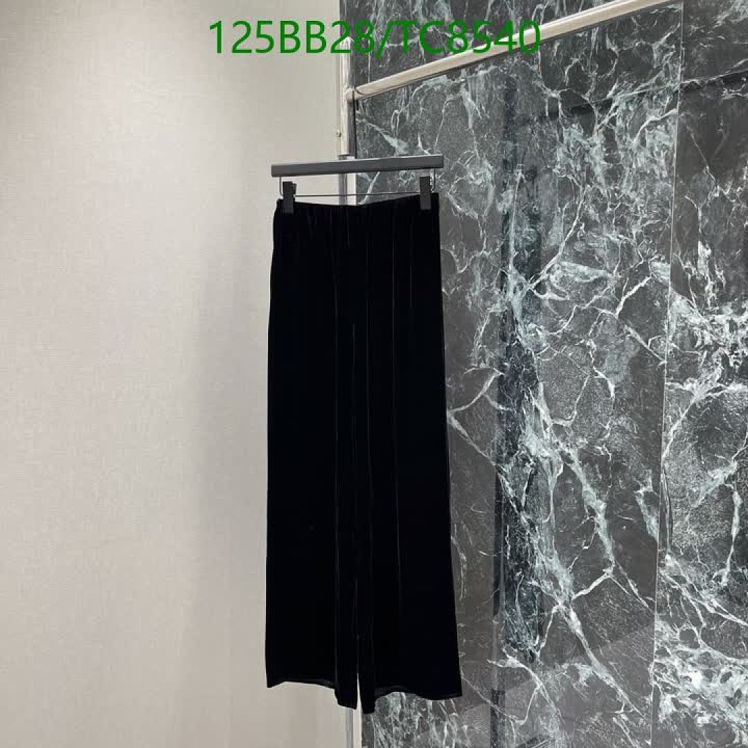 LV-Clothing Code: TC8540 $: 125USD