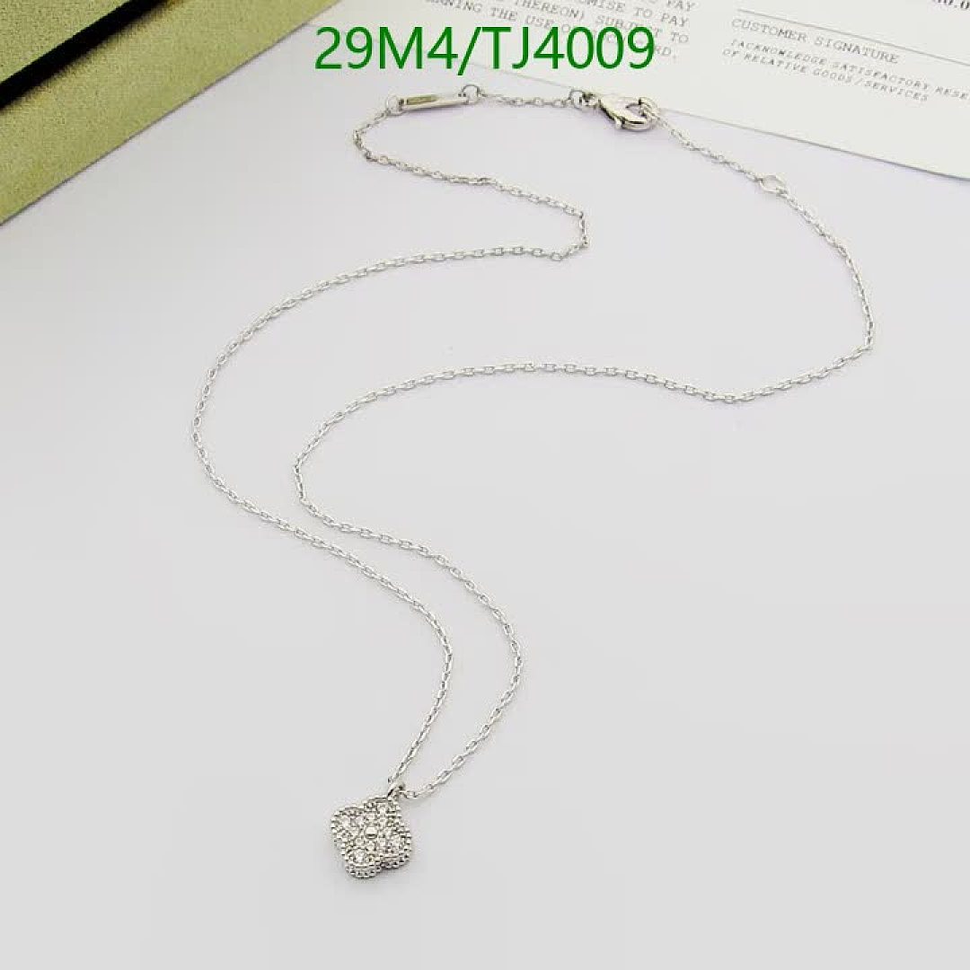 Van Cleef & Arpels-Jewelry Code: TJ4009 $: 29USD