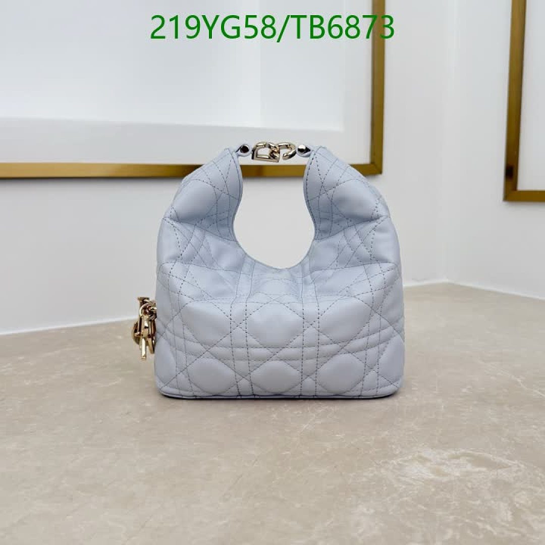 Dior-Bags(5A) Code: TB6873 $: 219USD