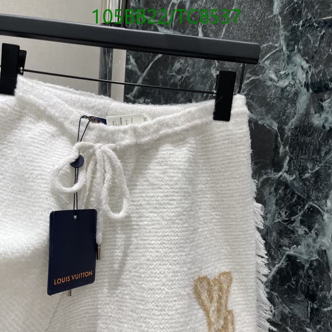 LV-Clothing Code: TC8537 $: 105USD
