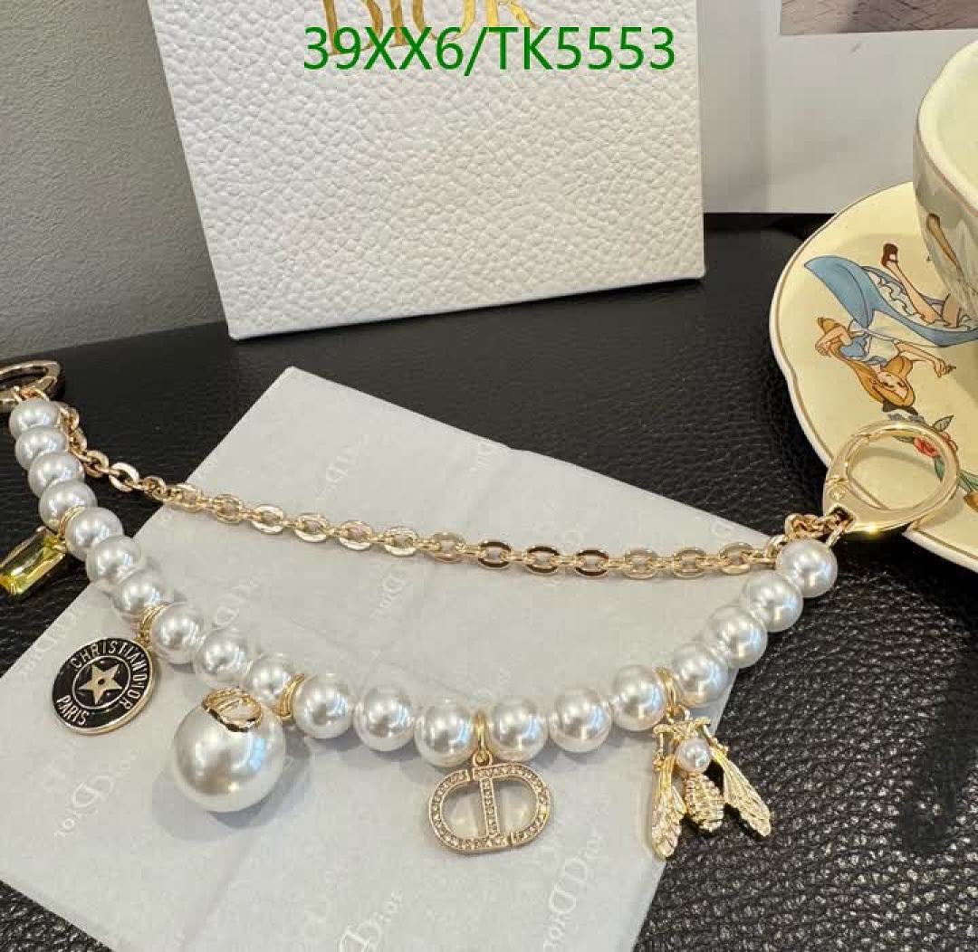 Dior-Keychains Code: TK5553 $: 39USD